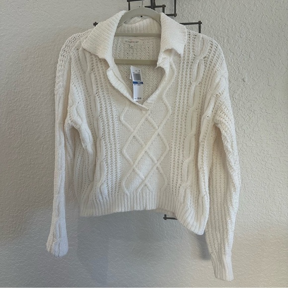 Cropped Ultra Flirt White V-Neck Cable Knit Sweater Size S - Picture 1 of 9